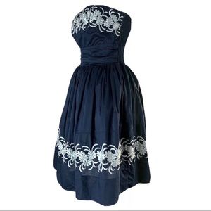 Anthropologie Girls from Savoy Dress Around the Maypole Floral Embroidered M